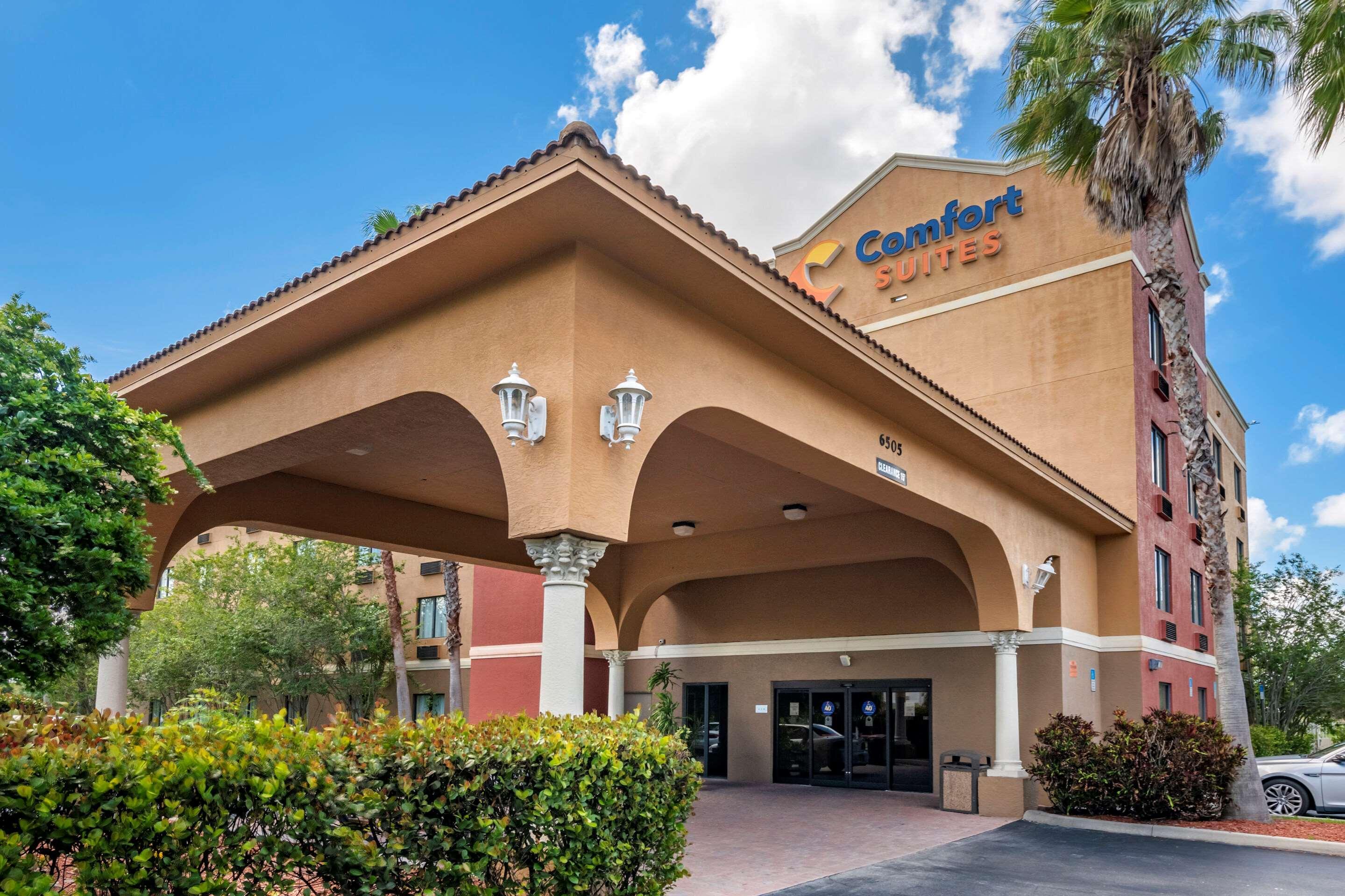 Comfort Suites Fort Pierce I-95 Exterior photo